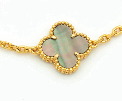 [Amore Jewels] CLOVER 5 MOTIF GRAY MOP BRACELET COLLECTION