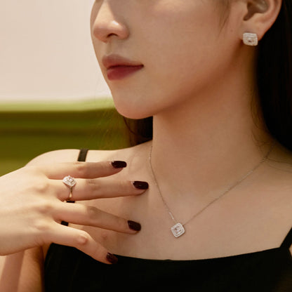 [Amore Jewels]Sparkling Asscher Cut Necklace