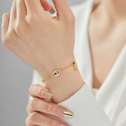 [Amore Jewels]Dainty Eye Shape Necklace