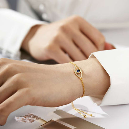 [Amore Jewels]Devil's Eye Hollow Design Bracelet