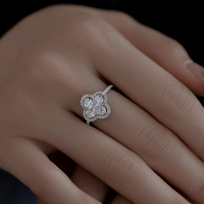[Amore Jewels]Luxurious Eternity Flower Shape Banquet Ring