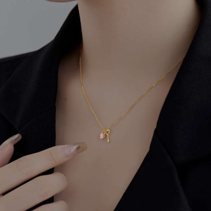 [Amore Jewels]Unique Heart Shape Key Pendent Necklace