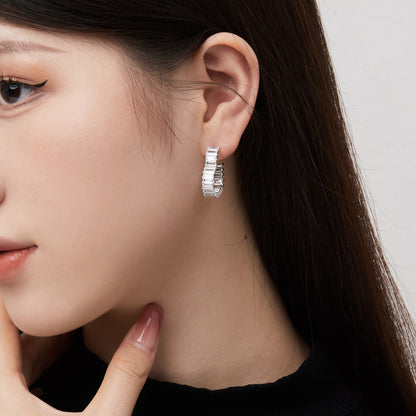 [Amore Jewels]Radiant Heart Cutout Earrings