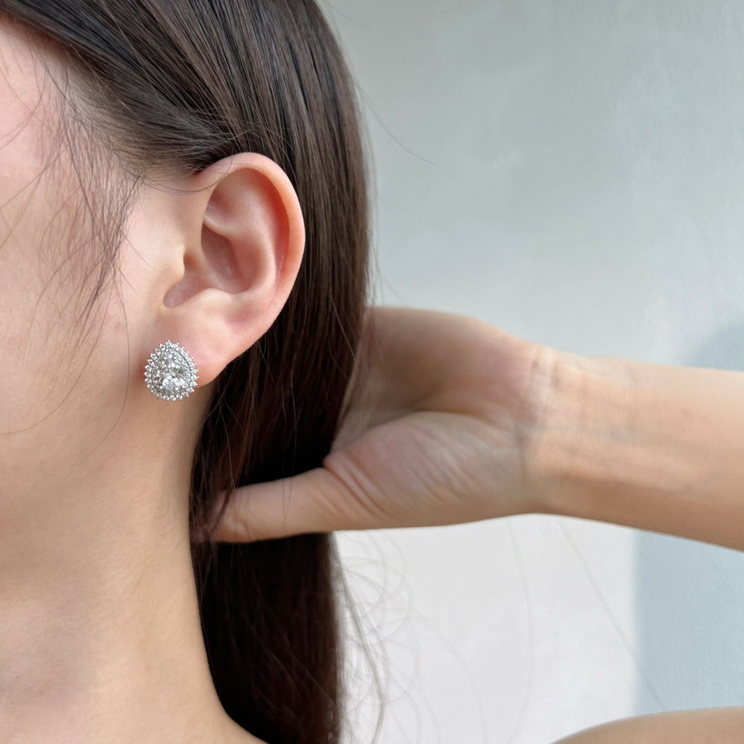 [Amore Jewels]Delicate Gorgeous Pear Cut Daily Earrings
