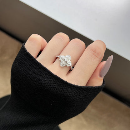 [Amore Jewels]Luxurious Colorful Flower Shape Banquet Ring