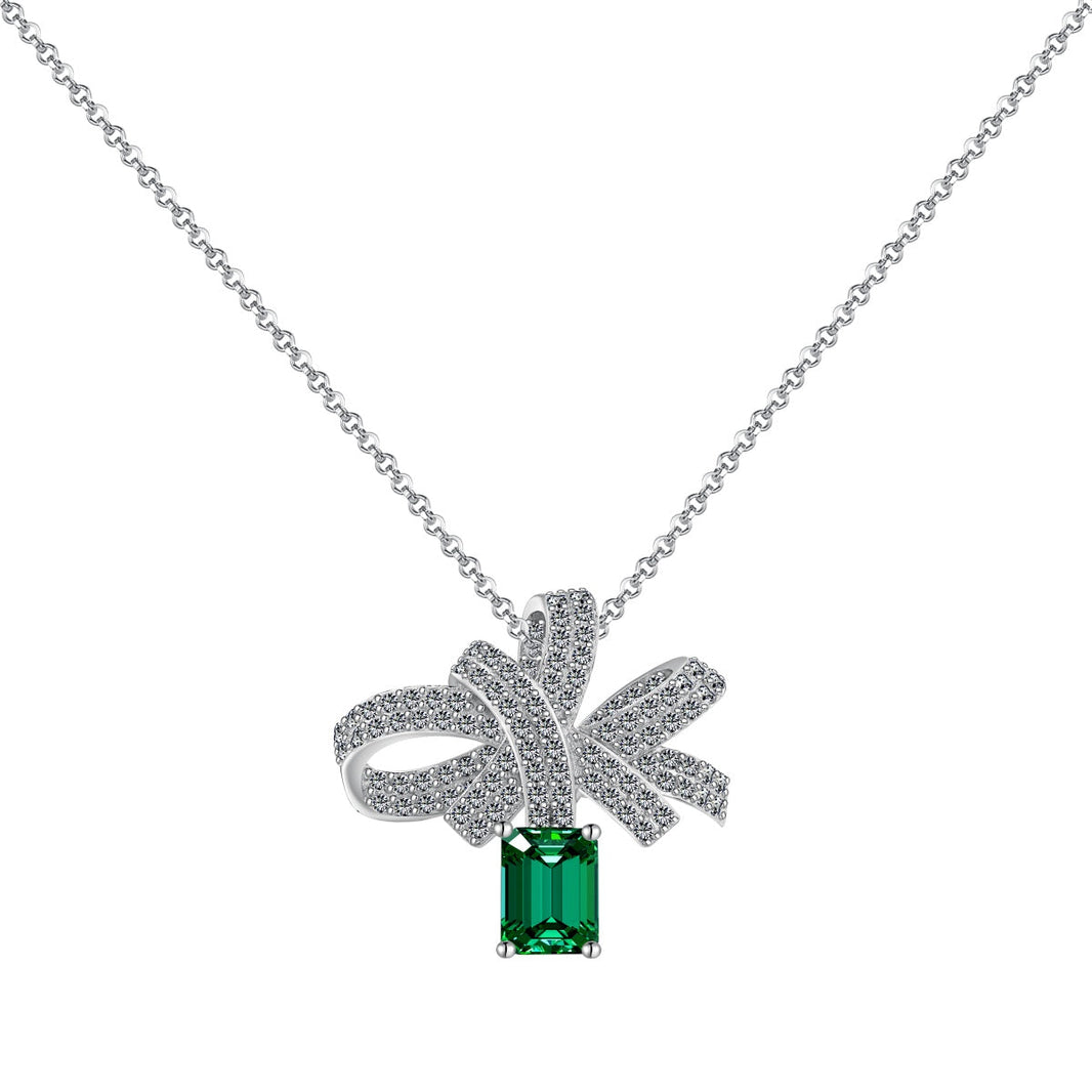 [Amore Jewels]Luxurious Flower Shape Emerald Cut Necklace