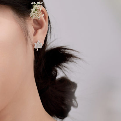 [Amore Jewels]Exquisite Maple Leaf Design Earrings