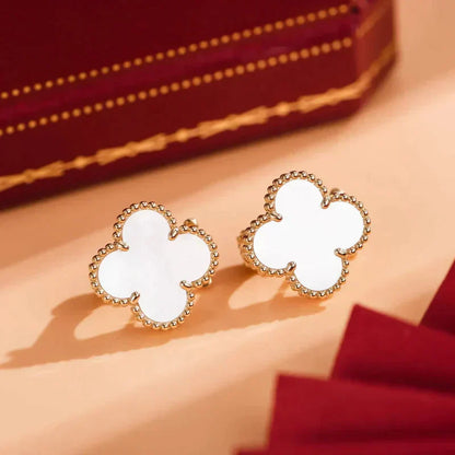 [Amore Jewels]CLOVER MEDIUM 1 MOTIFS  WHITE MOP STUD EARRINGS