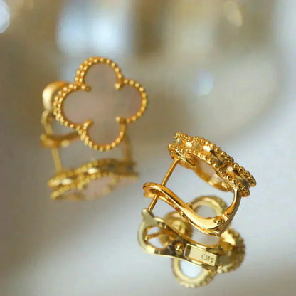 [Amore Jewels]CLOVER MEDIUM 1 MOTIFS  WHITE MOP STUD EARRINGS