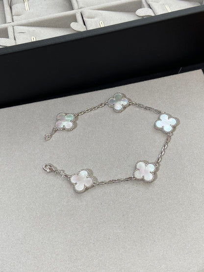 [Amore Jewels]CLOVER WHITE PEARL MOP 5 MOTIF BRACELET COLLECTION
