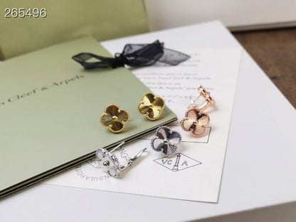 [Amore Jewels]CLOVER MEDIUM STUD EARRINGS