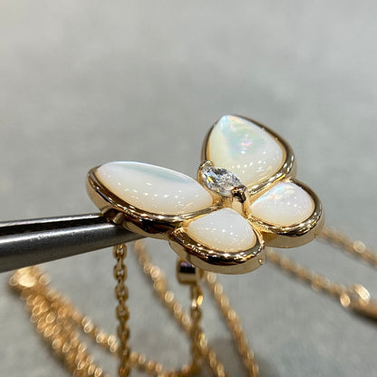 [Amore Jewels]BUTTERFLY MOP DIAMOND NECKLACE