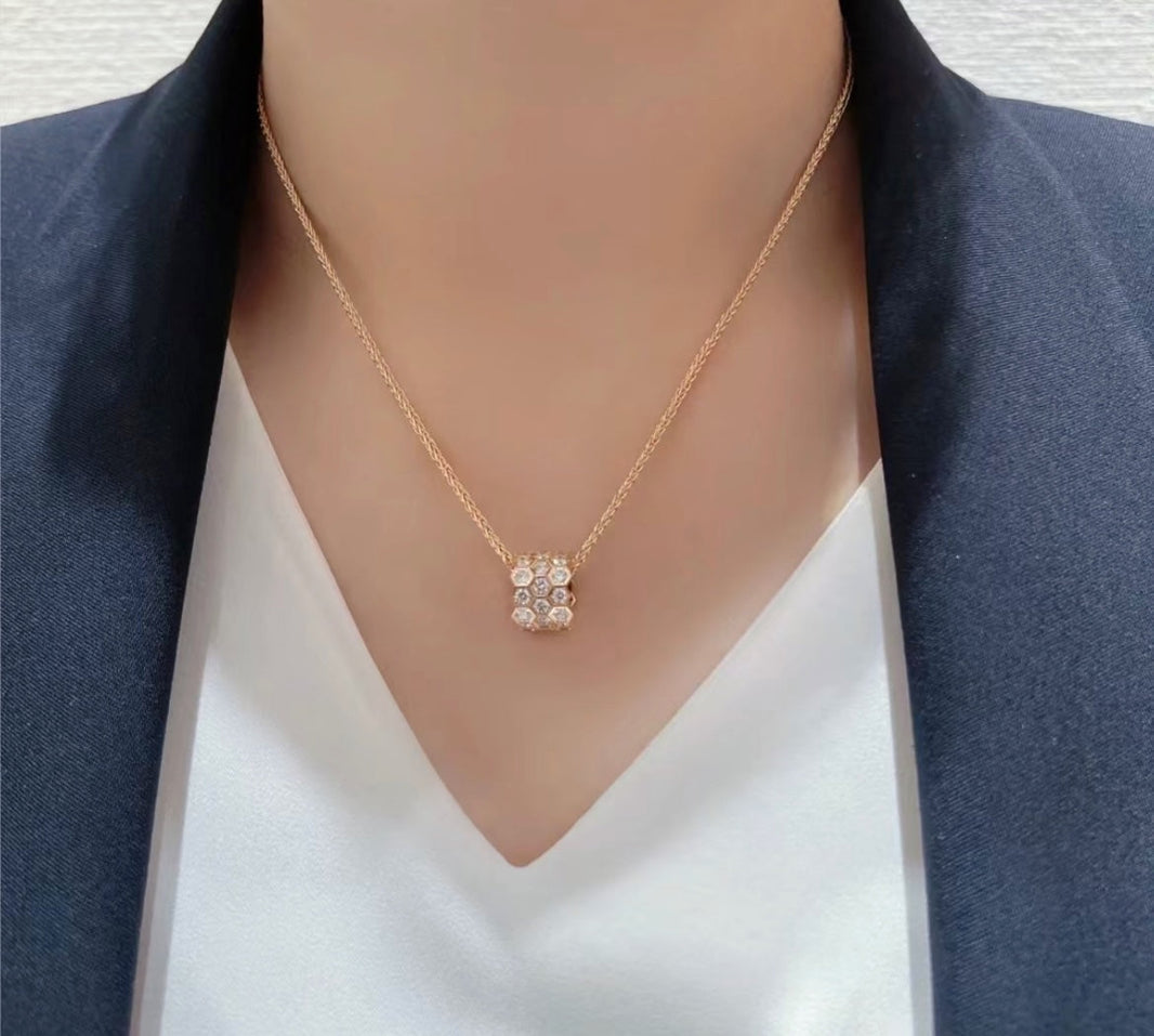 [Amore Jewels]BEE LOVE DIAMOND PAVED 3 ROW NECKLACE