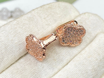 [Amore Jewels]CLOVER DIAMOND STUD EARRINGS