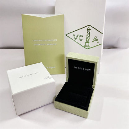 [Amore Jewels]VA CLOVER BRACELET NECKLACE RING BOX GIFT BAG