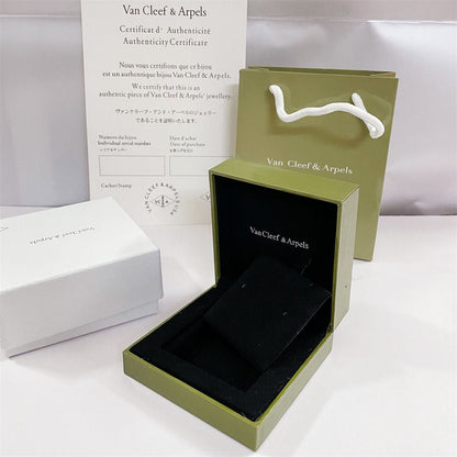 [Amore Jewels]VA CLOVER BRACELET NECKLACE RING BOX GIFT BAG