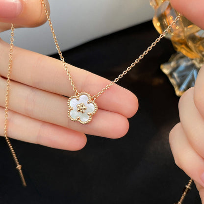 [Amore Jewels]LUCKY  WHITE MOP  PLUM BLOSSOM NECKLACE
