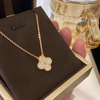 [Amore Jewels]CLOVER 15MM DIAMOND SINGLE FLOWER NECKLACE