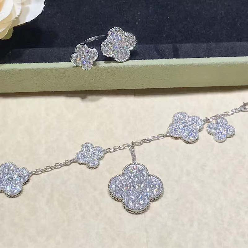 [Amore Jewels]CLOVER 6 MOTIFS SILVER DIAMOND BRACELET