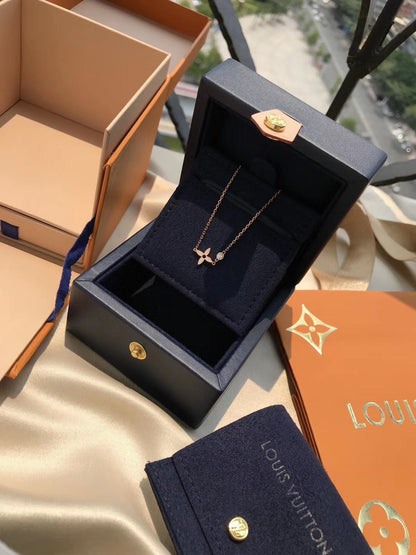 [Amore Jewels]BLOSSOM PENDANT PINK GOLD AND DIAMOND