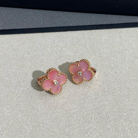 [Amore Jewels]CLOVER MEDIUM 1 DIAMOND PINK EARRINGS
