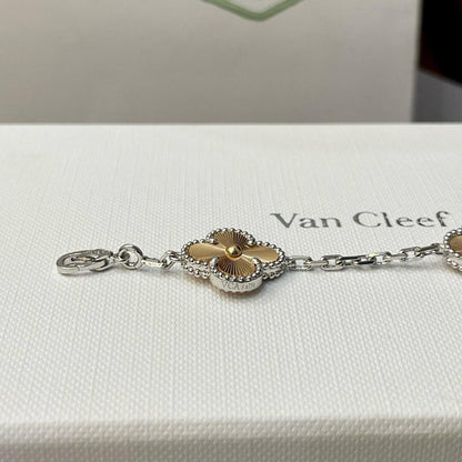 [Amore Jewels]CLOVER  5 MOTIFS  CHRISTMAS LIMITED EDITION BRACELET