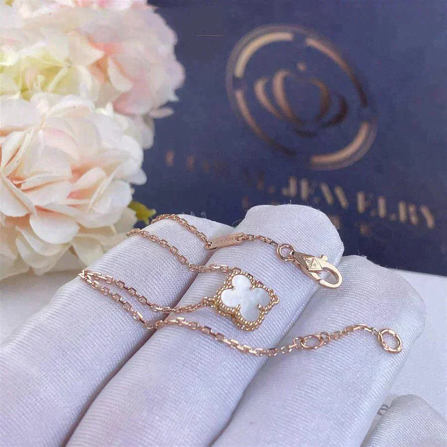 [Amore Jewels]CLOVER WHITE MOP SINGLE FLOWER BRACELET