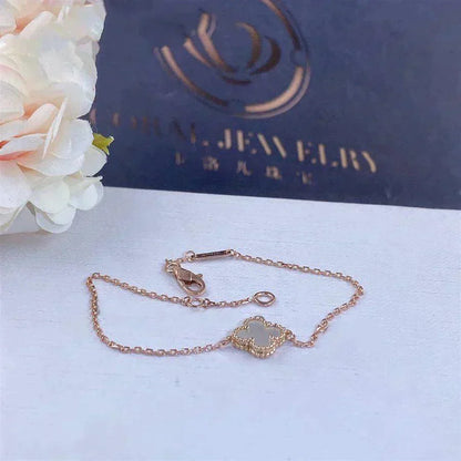 [Amore Jewels]CLOVER WHITE MOP SINGLE FLOWER BRACELET
