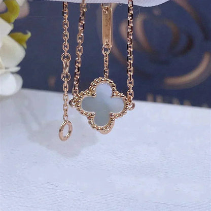 [Amore Jewels]CLOVER WHITE MOP SINGLE FLOWER BRACELET