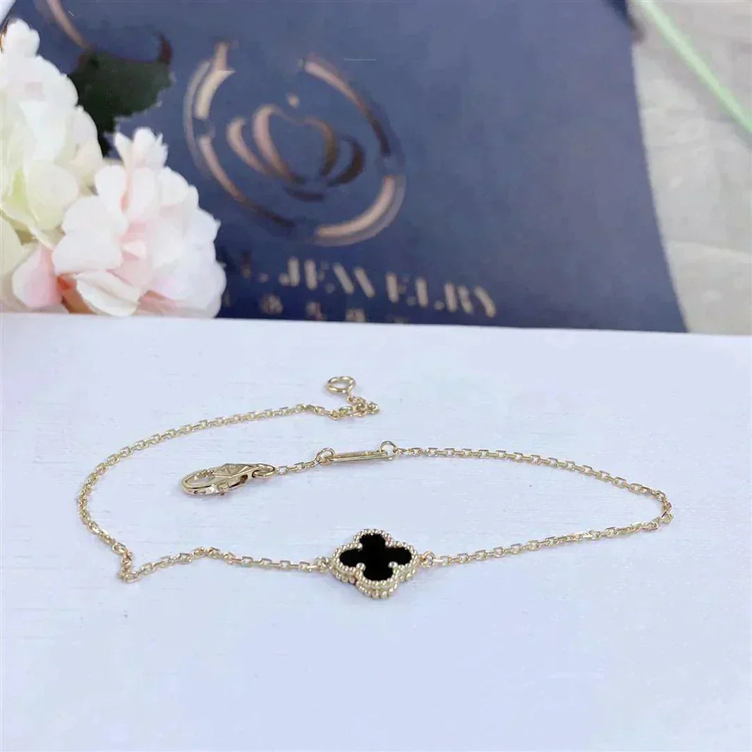 [Amore Jewels]CLOVER ONYX SINGLE FLOWER BRACELET